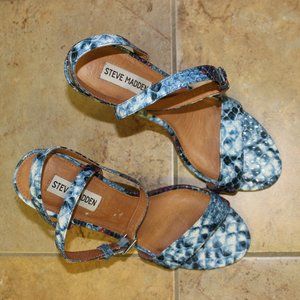 STEVE MADDEN PROVENCE BLUE SNAKE PRINT HEELS SZ  8.5